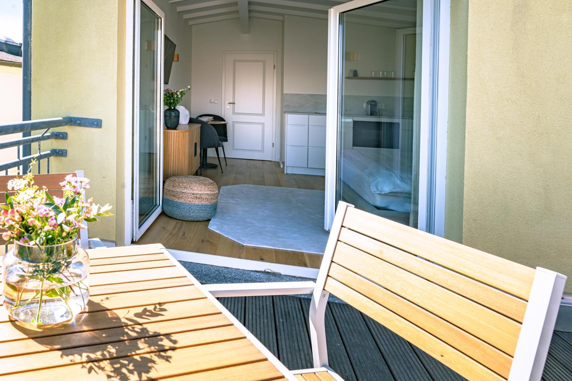 רוסטוק Kapitaenshaus Friedrich Franz - Premium Apartments 200 Meter Vom Strand Und Alten Strom חדר תמונה