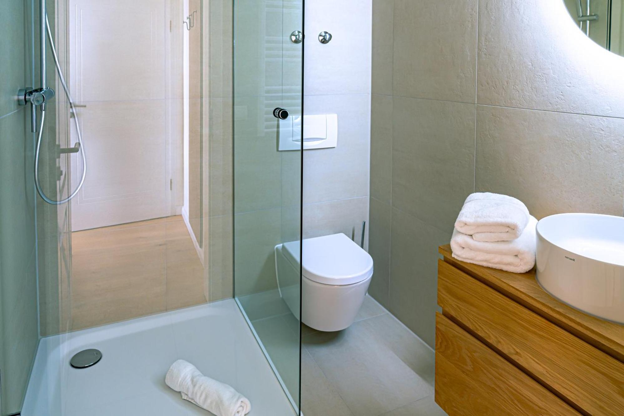 רוסטוק Kapitaenshaus Friedrich Franz - Premium Apartments 200 Meter Vom Strand Und Alten Strom חדר תמונה